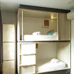 Хостел Cats Hostel San Sebastian Сан-Себастьян