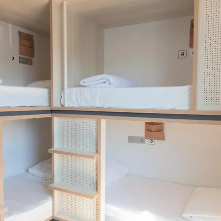 Cats Hostel San Sebastian Hostel San Sebastián
